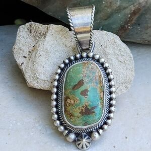 US Pilot Mountain Turquoise Native Navajo handmade Pendant sterling signed MB